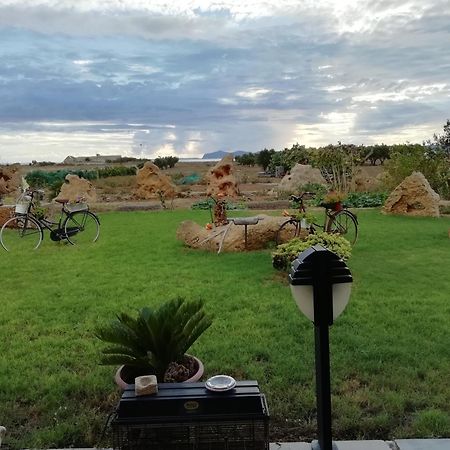 Raggio Di Sale Bed & Breakfast Трапани Екстериор снимка