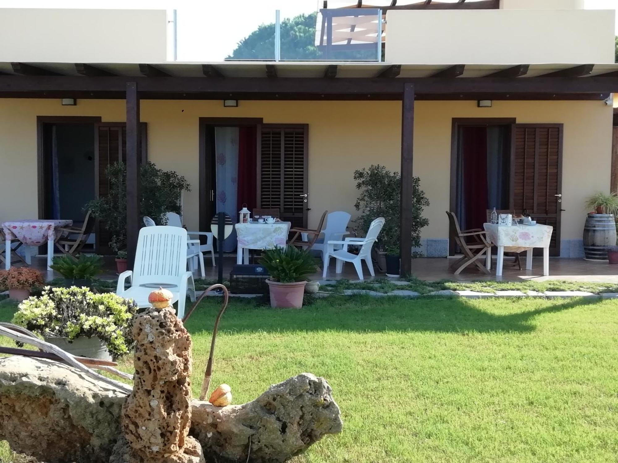 Raggio Di Sale Bed & Breakfast Трапани Екстериор снимка